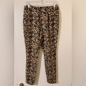 Cato J/M Sportswear Leopard/Animal Print Pull-on Pants/Leggings. Size M.